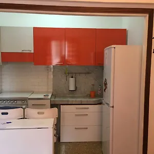 Ad Metro Dal Centro Gênes