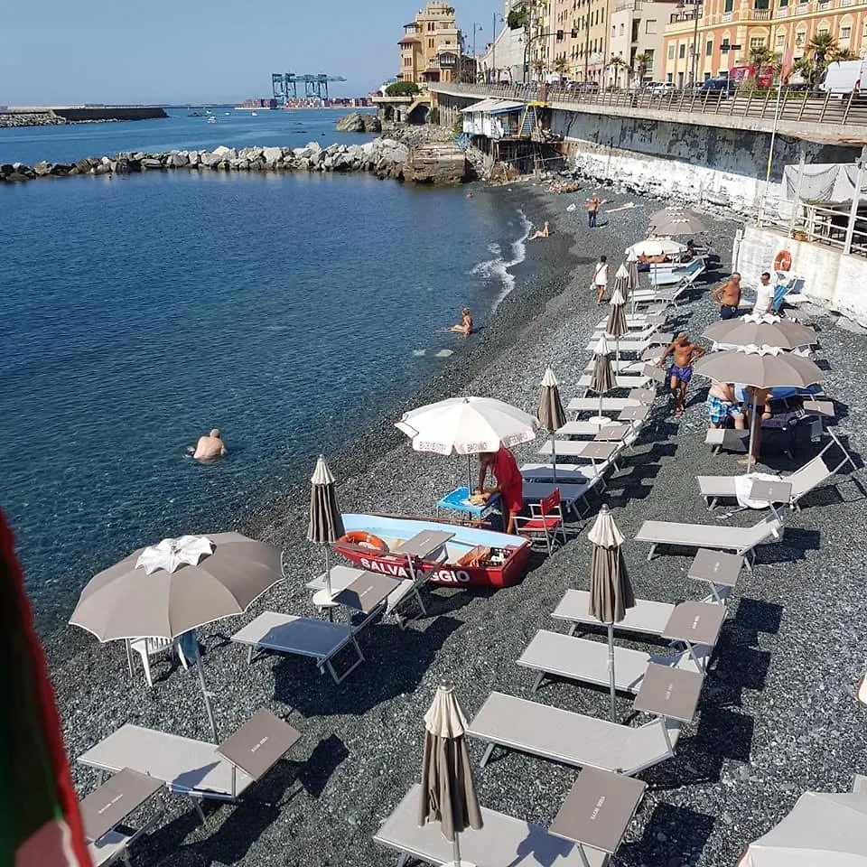 Casa Del Lupo Apartment Genoa